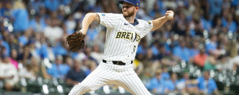 A Former First Round Draft Pick Returns to Brewers on Minor League Deal