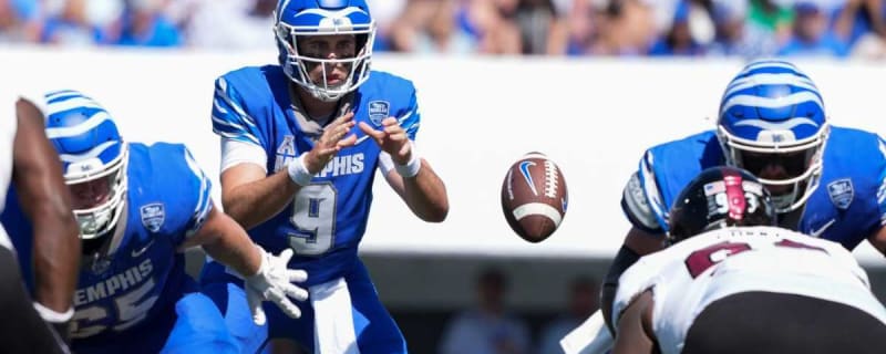 College Football Quarterback Makes History On Thanksgiving Night