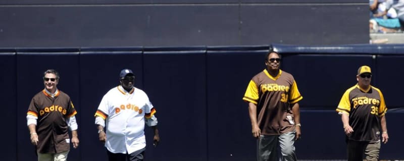 First Look: 3 Murals of Padres Legends to Debut at FanFest