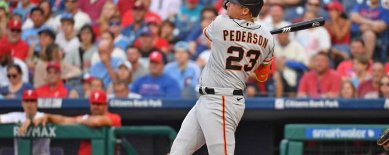 Giants' Joc Pederson breaks out pearl necklace again in return to Atlanta