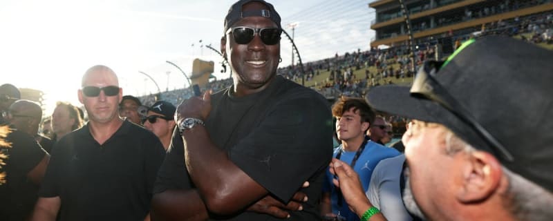 Club DJ Said No Requests—Then Michael Jordan Asked For Kendrick Lamar