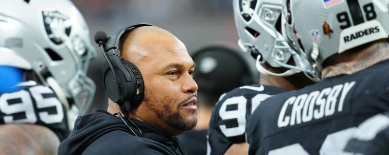 Las Vegas Raiders head coach Antonio Pierce reveals his plans for free agent acquisition Andrus Peat