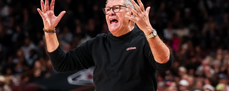 Geno Auriemma Takes Swipe at NCAA After Bracket Announcement