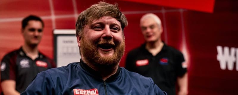 'I struggle with anxiety... I am a nervous wreck' - Cameron Menzies hits back at claims his on-stage antics are form of gamesmanship