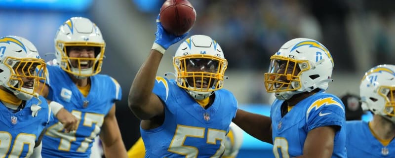 Bolts Lose LB to NFC North Squad