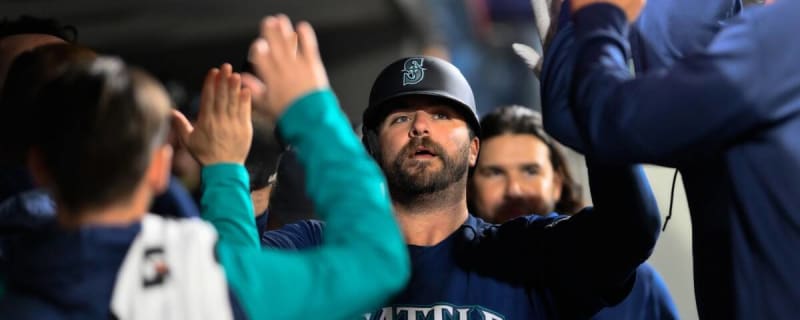 Cincinnati Reds Signing Veteran First Baseman to Minor League Deal