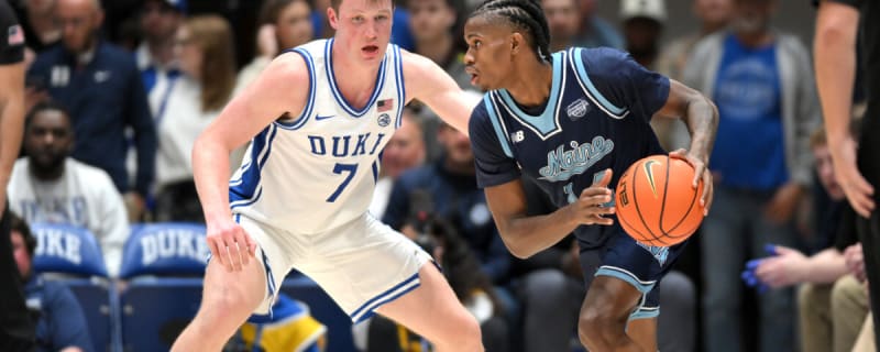 College Basketball Player Shushed Crowd of Children After Hitting Big Three-Point Shot