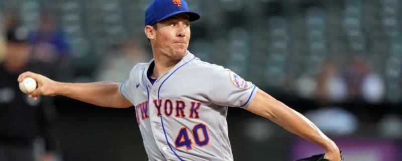 Chris Bassitt brandishes the Golden trident after his complete game  shutout. (Repost) : r/baseball