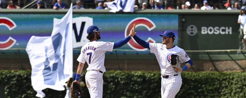 Cubs’ Dansby Swanson, Ian Happ Named Finalists for Gold Glove Awards