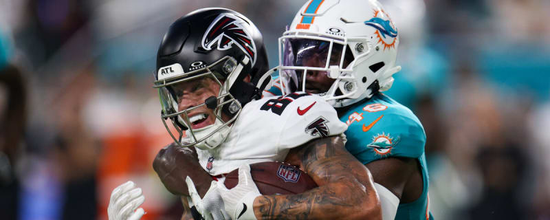 Dolphins Gamble by Cutting Former 2nd-Round Pick Days Before Facing Packers