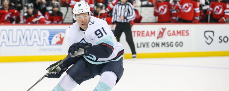 Get to Know the Newest Devil, Daniel Sprong