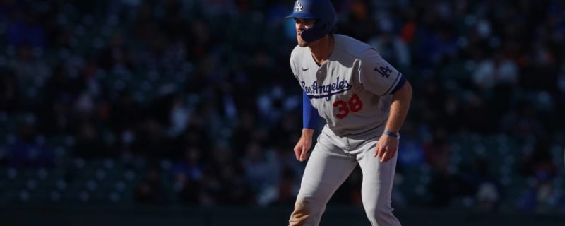 Former Dodgers Top Outfield Prospect Signs With Texas Rangers as Pitcher