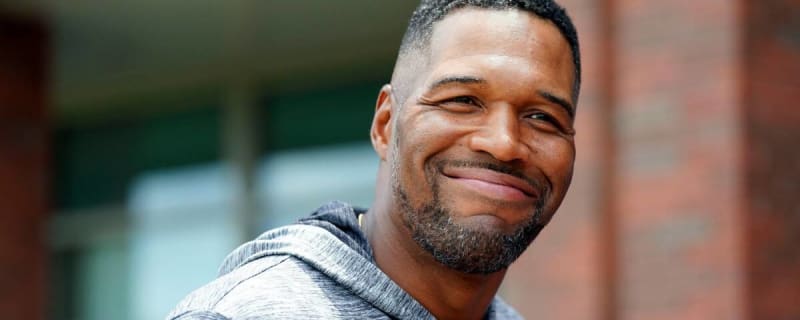 Michael Strahan Giddy Over Former Adversary&#39;s Son Joining Giants