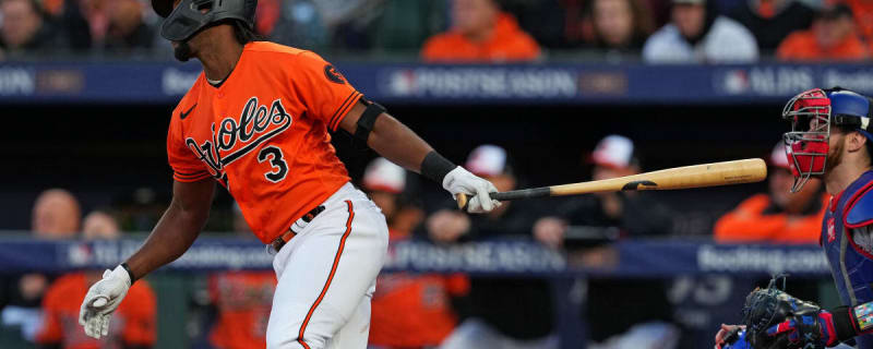 Mateo's 2 homers, 5 RBIs power Orioles past Rangers 8-2