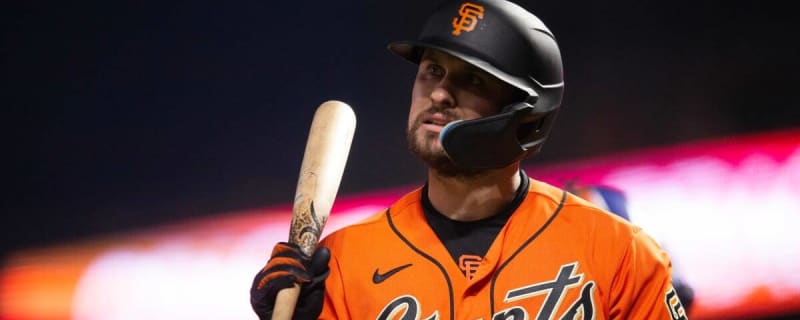 J.D. Davis impressing Giants with bat, defense