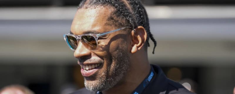 Julius Peppers & Steve Smith Sr. make Hall of Fame semifinalist list