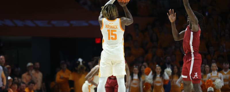 ESPN's Jimmy Dykes uses Jahmai Mashack's buzzer beater in Tennessee's win over Alabama as a reason to forego debated rule change