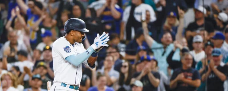 MLB legend Ken Griffey Jr. joins Mariners ownership group