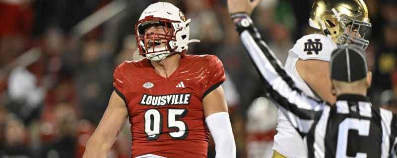 Wisconsin Football Lands First Transfer Portal Commitment