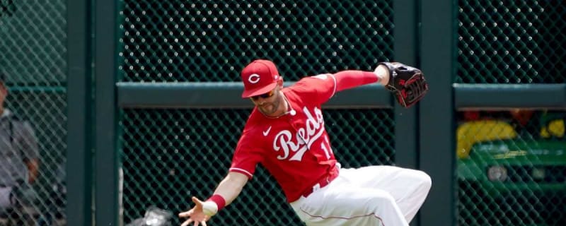 MLB Team Signs Former Outfielder as a Pitcher