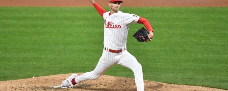 Phillies add 2 relievers to active roster, send Brogdon, Jones to