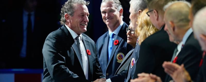 Jeremy Roenick endorses Keith Tkachuk for Hockey Hall of Fame in induction speech