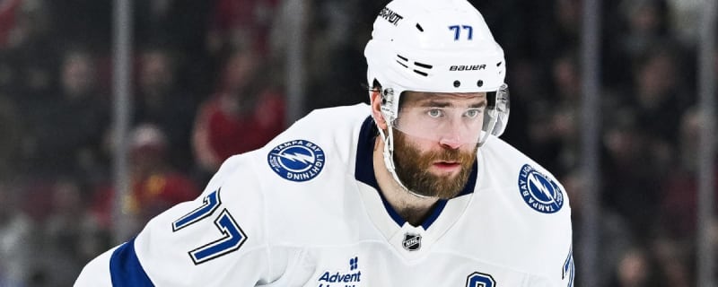Lightning’s Victor Hedman played first round with broken foot
