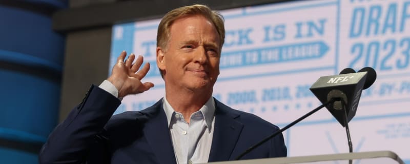 NFL Getting Ripped For &#39;Joke&#39; Fine Over Sack Celebration