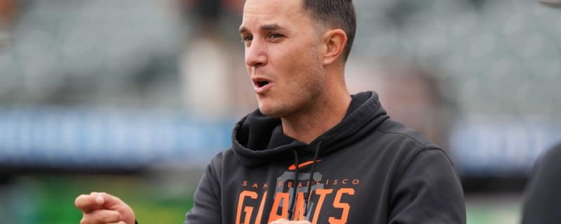 Giants manager Gabe Kapler defends fan base after incidents Friday