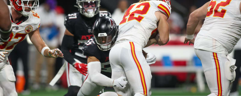 My Big Fat Football Wedding: Carson Steele&#39;s family watches Chiefs-Falcons at sister&#39;s wedding