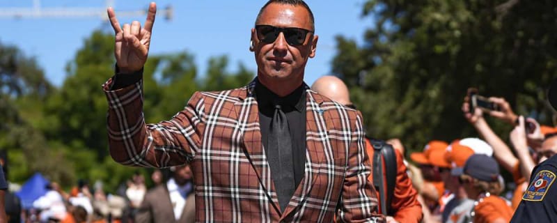 CFB head coach already regretting 2025 matchup with Texas Longhorns
