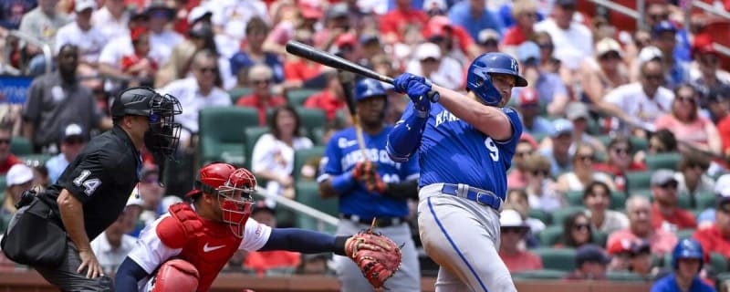 Vinnie Pasquantino doubles, reaches - Kansas City Royals