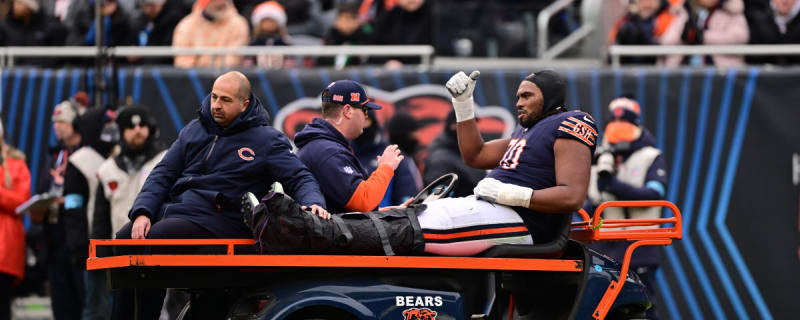 Chicago Bears LT Braxton Jones placed on season-ending IR with broken ankle
