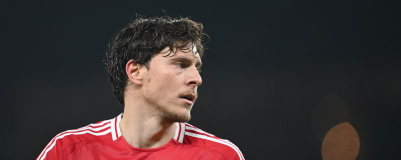 ‘Will leave’: Romano provides fresh update on ‘technically brilliant’ Utd star who Van Nistelrooy wants at Leicester