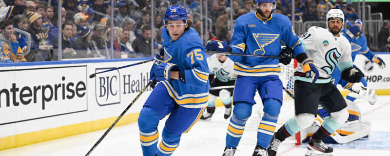 Jake Neighbours tallies twice as Blues top Blackhawks