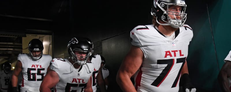 Falcons Re-Sign Offensive Lineman