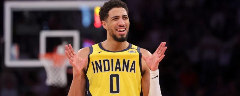 Tyrese Haliburton Wears Hoodie With Iconic Reggie Miller &#39;Choke&#39; Picture To Troll Knicks Fans