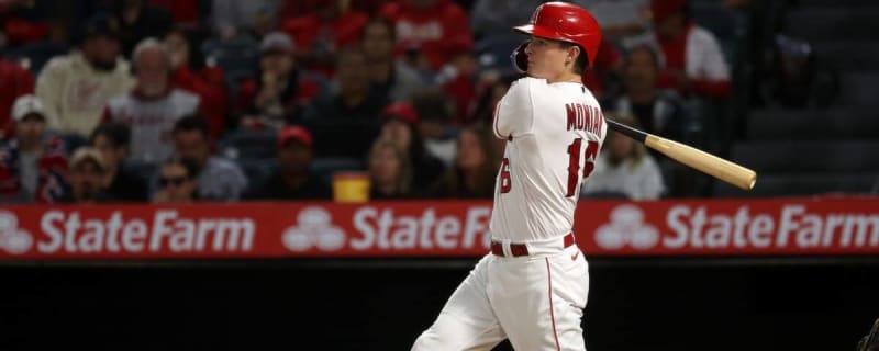 Mickey Moniak returns from injured list, will play 'a lot' for