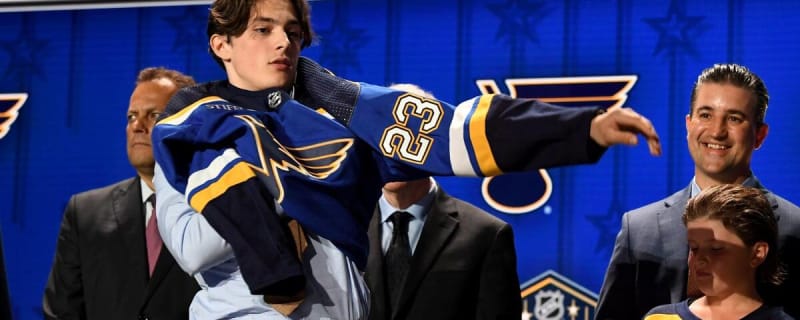 Blues take Dvorsky with No. 10 pick - The Hockey News St. Louis