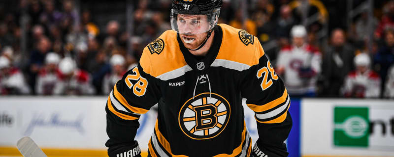 Assessing Bruins’ Center Elias Lindholm Through the First Four Games