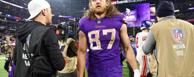 Vikings-Eagles player props: TJ Hockenson among best 'TNF' picks