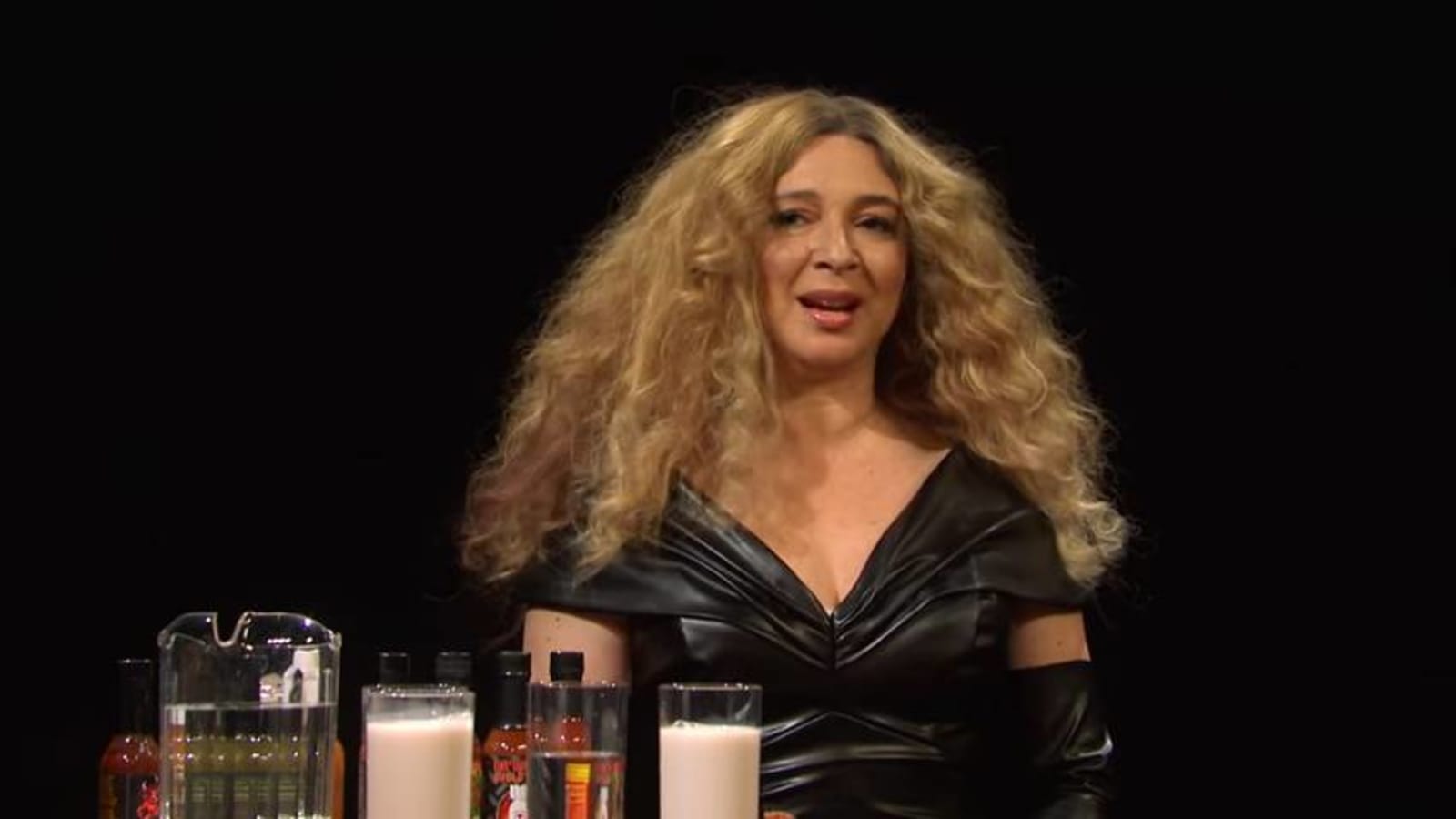 Watch Maya Rudolph revive her Beyonce impersonation in 'Saturday Night Live' return