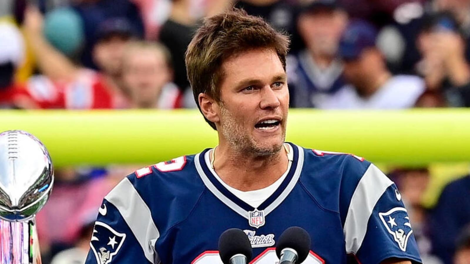 Reporter updates if Tom Brady will call NFL games for Fox in 2024