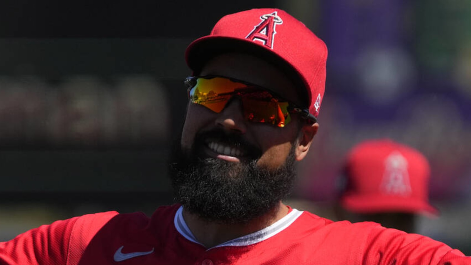 Watch: Angels 3B gets booed after 0-for-20 start to season