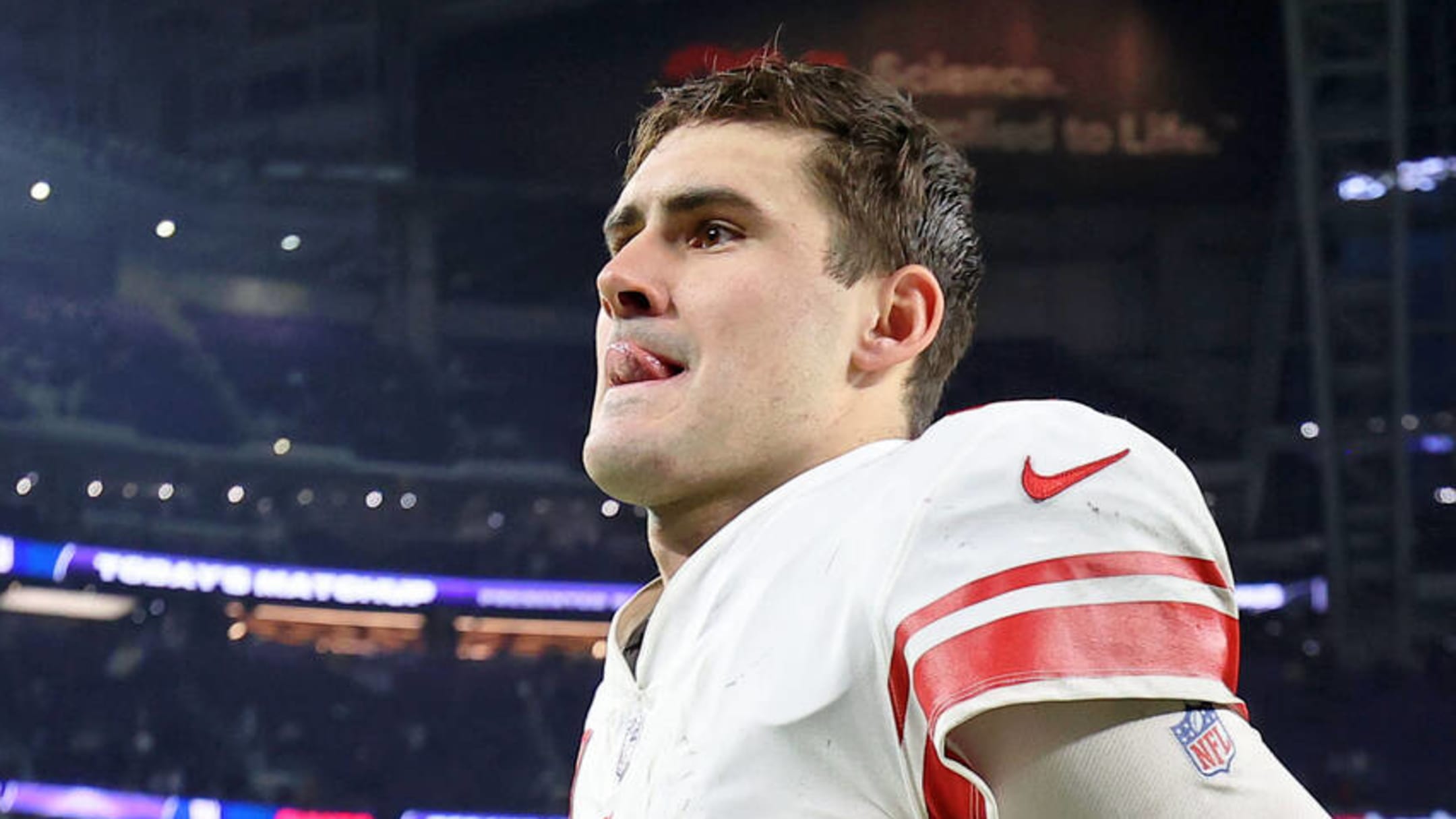 Daniel Jones, NY Giants make 'elite' statement in playoff victory