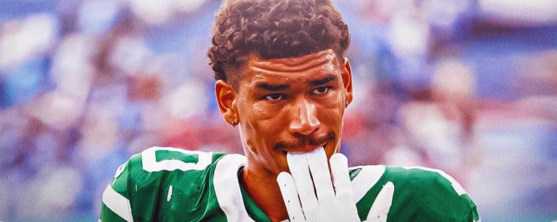 Allen Lazard’s immediate reaction to finger gun celebration fine