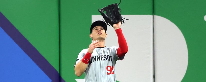 Cardinals acquire utilityman Michael Helman from Twins