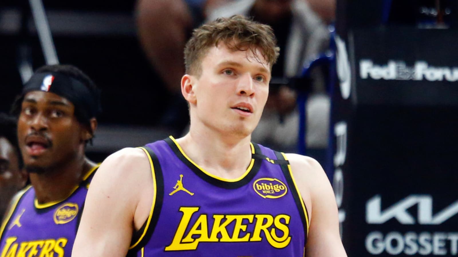 Lakers fans aren&#39;t happy with JJ Redick and it&#39;s because of former Tennessee Vols guard Dalton Knecht