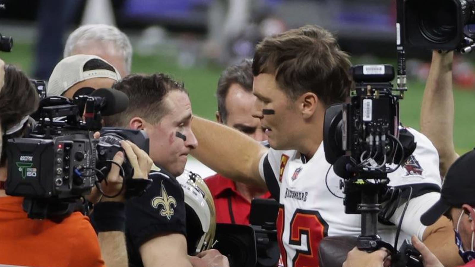 Watch: Tom Brady throws touchdown pass to Drew Brees’ son