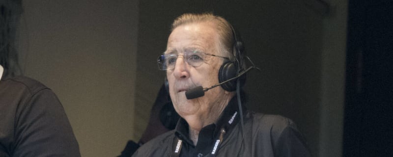 Brent Musburger jokes that Katherine Webb comments took heat off Brian Kelly